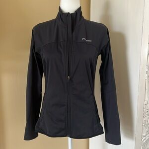 Patagonia black fitted light weight jacket. EUC!Size small